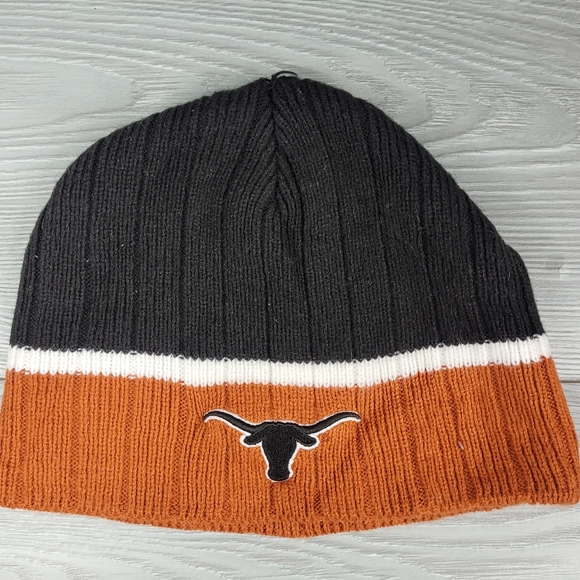 University of Texas Knit Cap - Multiple Available- Used But Cared For Longhorns - Picture 13 of 16